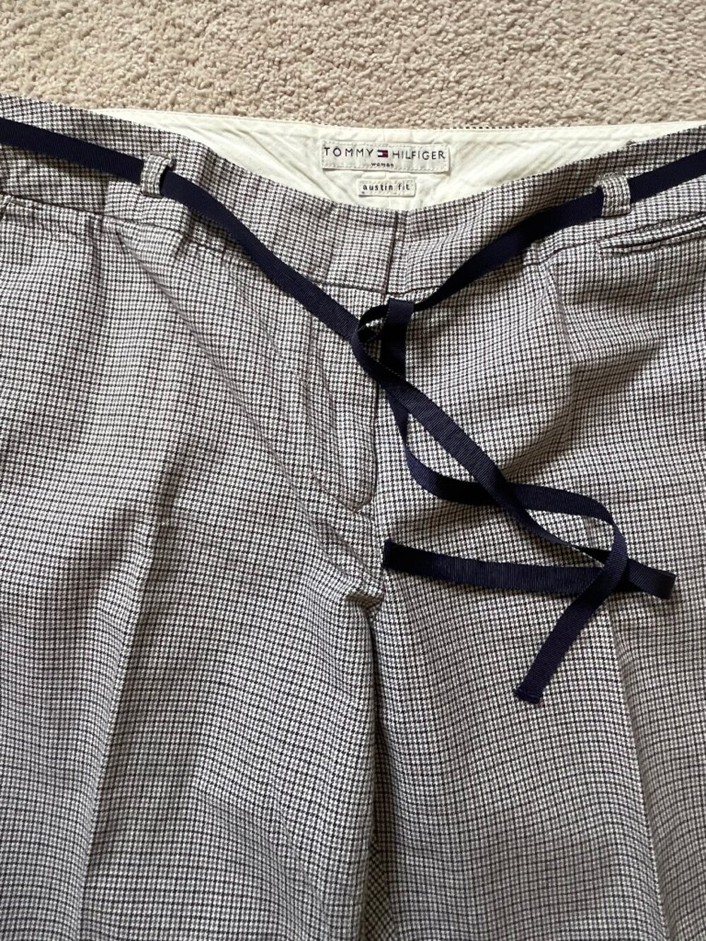 Tommy Hilfiger Austin Fit Houndstooth Women's Ribbon Tie-Waist Pants - Picture 2 of 16